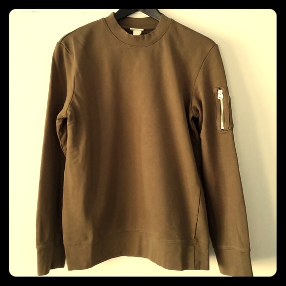 khaki green sweatshirt
